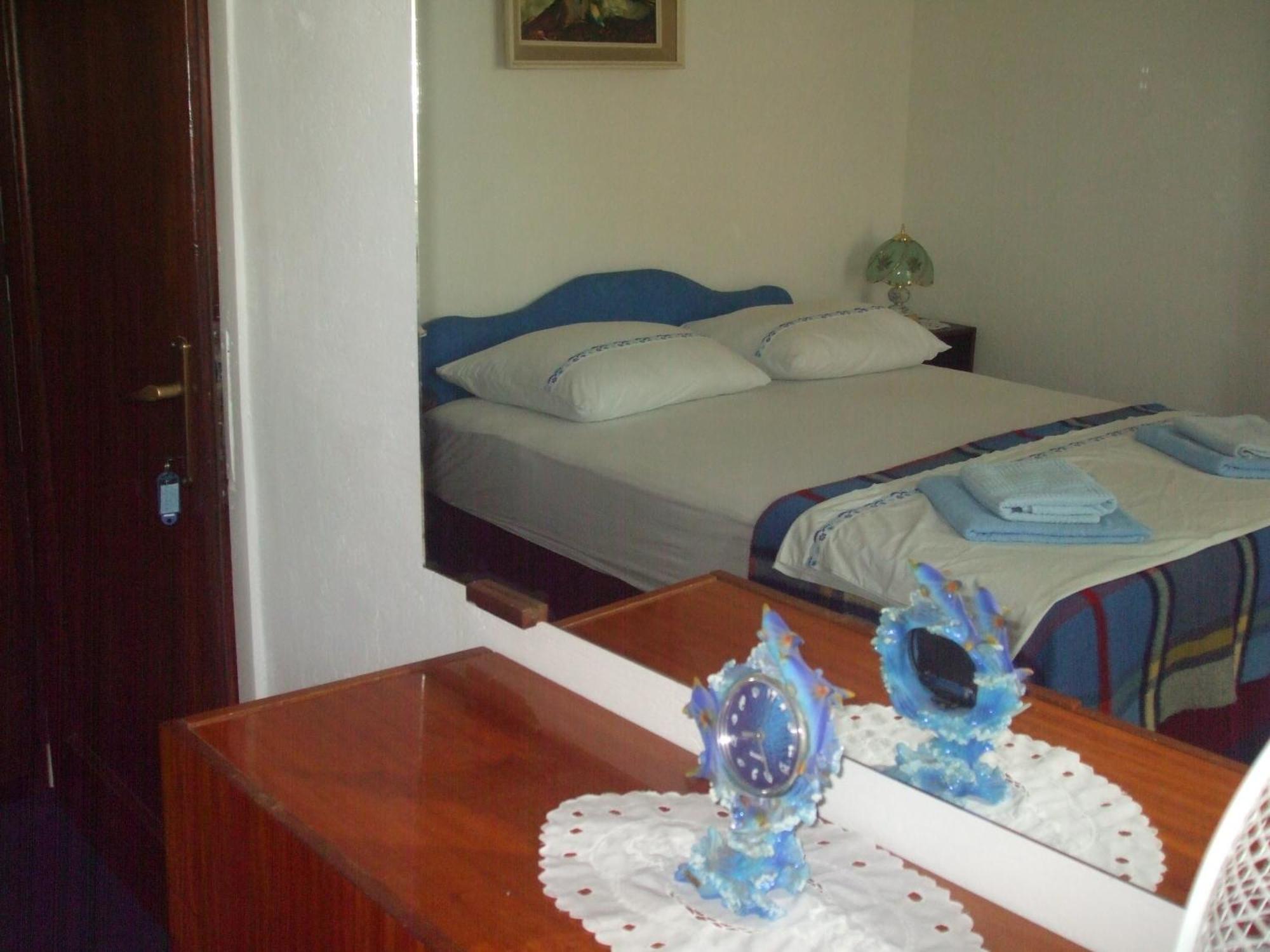 Apartments Marina Supetar Cameră foto